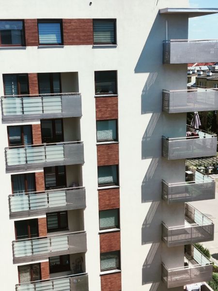 Balkony z blachą perforowaną ozdobną (Starachowice)
